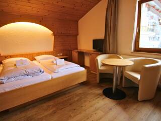 08. Catered chalet Gretl Serfaus Tweepersoonskamer