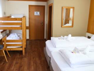 16. Catered chalet Sonnwend Fieberbrunn Vierpersoonskamer